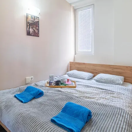 Modern Karpos Apartment Skopje