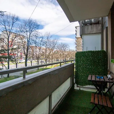 Modern Karpos Apartment *