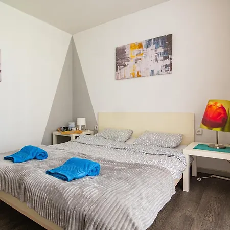 Modern Karpos * Skopje