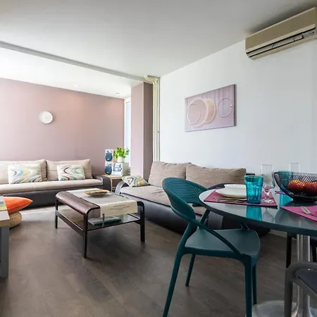 Modern Karpos Apartment *