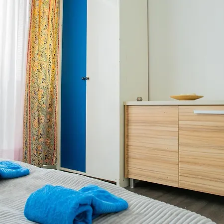 Apartment Modern Karpos