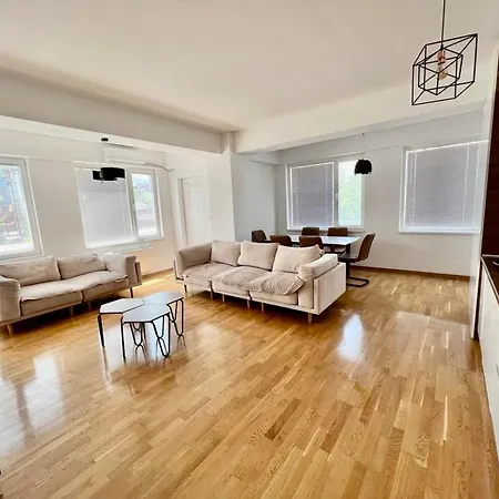 Modern Karpos Apartment