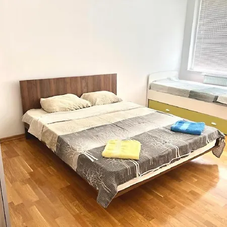 Apartment Modern Karpos
