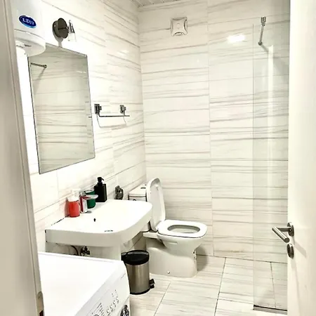 Modern Karpos Apartment *