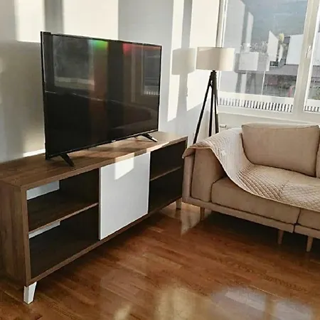 Apartment Modern Karpos *