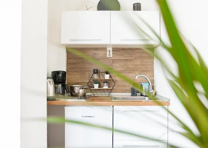 Modern Karpos Apartmán