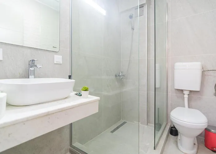 Modern Karpos Skopje